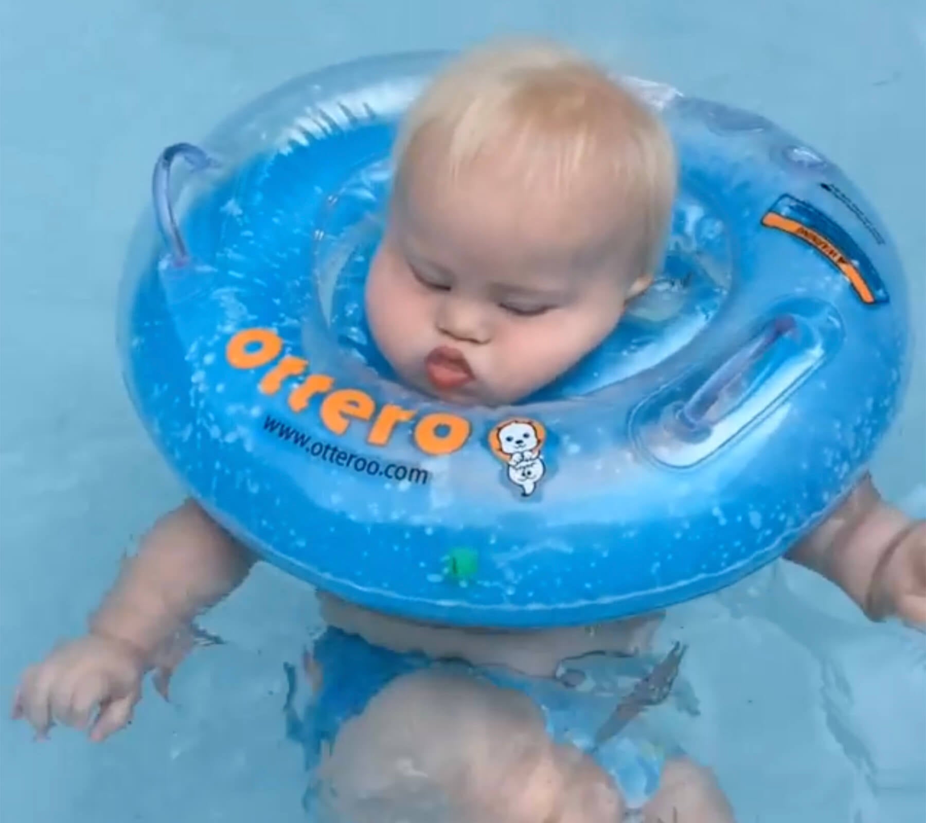 Otteroo baby fashion float video