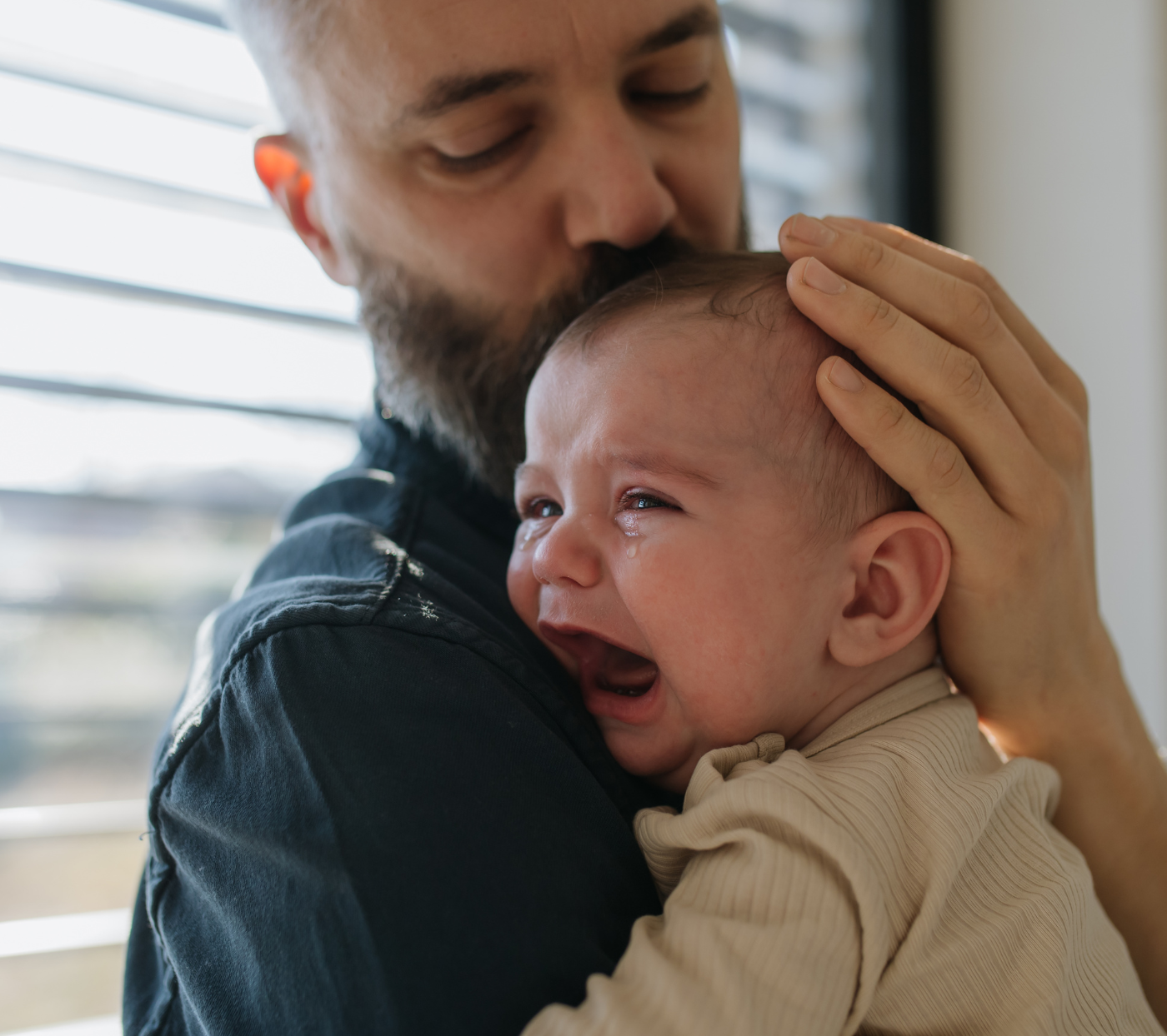 Baby Witching Hour: Why Gentle Movement Stops Evening Fussiness